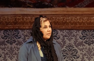 Марина Федункив в спектакле "Нелётная погода"