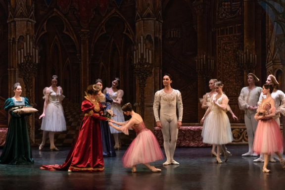 балет "Лебединое озеро"/ Челябинск