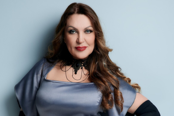 &Lcy;&yucy;&bcy;&ocy;&vcy;&softcy;&comma; &pcy;&ocy;&khcy;&ocy;&zhcy;&acy;&yacy; &ncy;&acy; &scy;&ocy;&ncy;