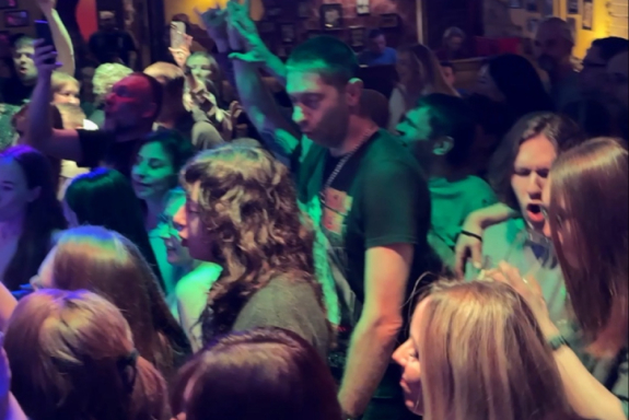 &Lcy;&yucy;&bcy;&icy;&mcy;&ycy;&iecy; &pcy;&iecy;&scy;&ncy;&icy; &Kcy;&icy;&SHcy;&comma; &pcy;&rcy;&ocy;&iecy;&kcy;&tcy; &Pcy;&rcy;&iecy;&mcy;&softcy;&iecy;&rcy;&acy;