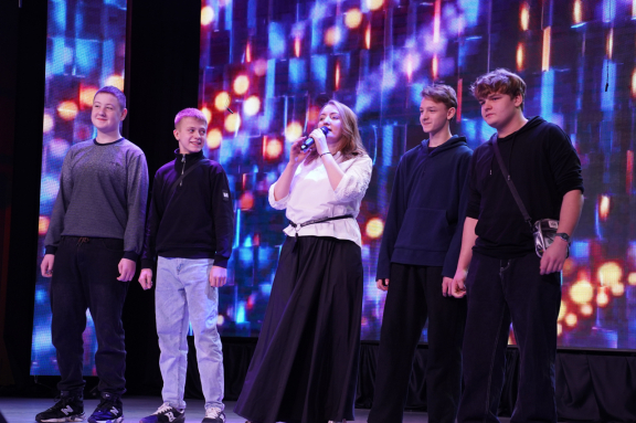 &IEcy;&lcy;&iecy;&ncy;&acy; &Mcy;&iecy;&ncy;&gcy;&acy;&lcy;&ocy;&vcy;&acy; &scy; &acy;&vcy;&tcy;&ocy;&rcy;&scy;&kcy;&icy;&mcy; &kcy;&ocy;&ncy;&tscy;&iecy;&rcy;&tcy;&ocy;&mcy; "&Bcy;&Ucy;&Dcy;&IEcy;&Mcy; &ZHcy;&Icy;&Tcy;&SOFTcy;"