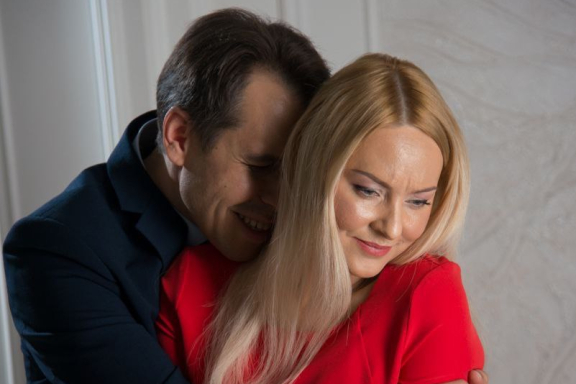 Пришёл мужчина к женщине