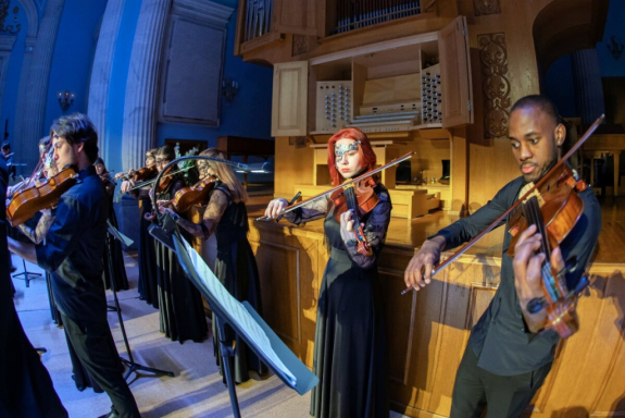 &Mcy;&ucy;&zcy;&ycy;&kcy;&acy;&lcy;&softcy;&ncy;&ycy;&iecy; &mcy;&acy;&scy;&kcy;&icy; &Vcy;&iecy;&ncy;&iecy;&tscy;&icy;&icy;