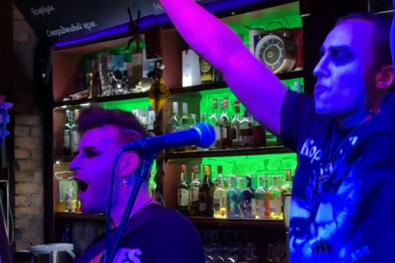 &Kcy;&Acy;&Rcy;&Acy;&Ocy;&Kcy;&IEcy; &Scy; &ZHcy;&Icy;&Vcy;&Ocy;&Jcy; &Gcy;&Rcy;&Ucy;&Pcy;&Pcy;&Ocy;&Jcy;