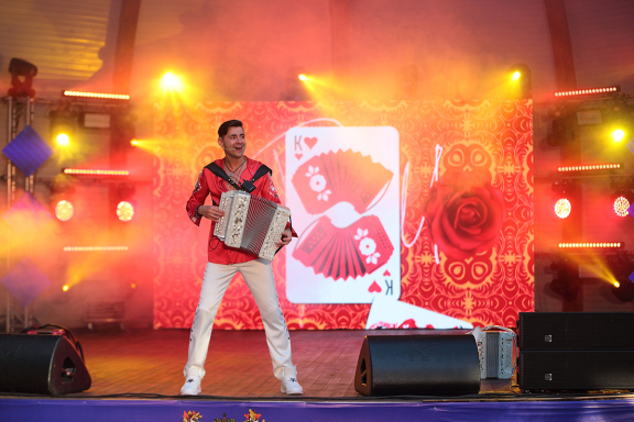 Дмитрий Иващенко "Один в мире! И тот в Сибири!"