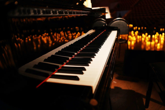 "P&period;S&period; &YAcy; &lcy;&yucy;&bcy;&lcy;&yucy; &tcy;&iecy;&bcy;&yacy;" Neo Classic Orchestra&comma; &zhcy;&icy;&vcy;&ocy;&jcy; &khcy;&ocy;&rcy; &icy; 3000 &scy;&vcy;&iecy;&chcy;&iecy;&jcy;&period;