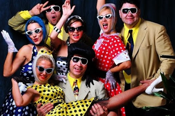 &Rcy;&iecy;&tcy;&rcy;&ocy;-&vcy;&iecy;&chcy;&iecy;&rcy;&icy;&ncy;&kcy;&acy;