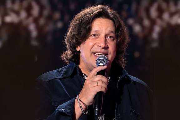 &Scy;&iecy;&rcy;&gcy;&iecy;&jcy; &Dcy;&ucy;&bcy;&rcy;&ocy;&vcy;&icy;&ncy;&comma; ex-&Fcy;&rcy;&icy;&scy;&tcy;&acy;&jcy;&lcy;&period; &Vcy; &pcy;&rcy;&ocy;&gcy;&rcy;&acy;&mcy;&mcy;&iecy; "&Acy;&khcy;&comma; &kcy;&acy;&kcy;&acy;&yacy; &zhcy;&iecy;&ncy;&shchcy;&icy;&ncy;&acy;&excl;"&period;