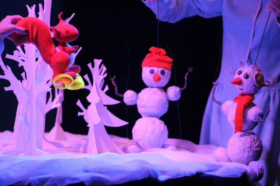 Кукольный спектакль " Зимняя сказка"