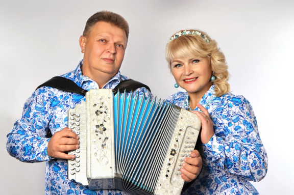 &Vcy; &gcy;&ocy;&scy;&tcy;&yacy;&khcy; &ucy; &Mcy;&icy;&tcy;&rcy;&ocy;&fcy;&acy;&ncy;&ocy;&vcy;&ncy;&ycy; &laquo;&Pcy;&ocy;&yucy;&shchcy;&icy;&iecy; &scy;&iecy;&rcy;&dcy;&tscy;&acy;&raquo;