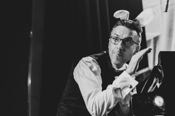 Let's dance! Потанцуем!