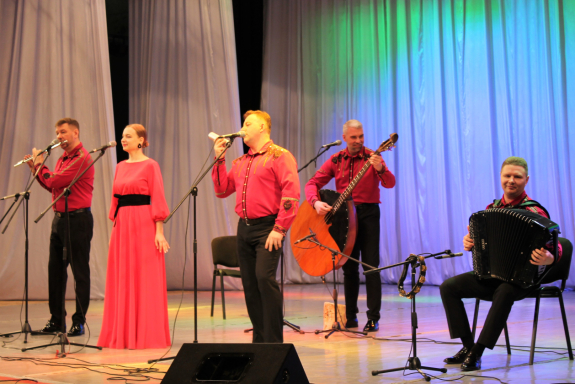 &Vcy; &gcy;&ocy;&scy;&tcy;&yacy;&khcy; &ucy; &Mcy;&icy;&tcy;&rcy;&ocy;&fcy;&acy;&ncy;&ocy;&vcy;&ncy;&ycy;