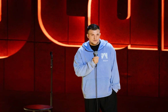 Стендап Урал Тур Виктор Косачёв и Таня Березовская