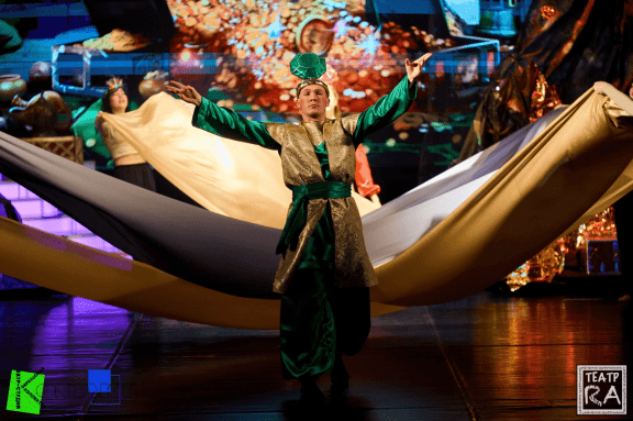 &Acy;&lcy;&acy;&dcy;&dcy;&icy;&ncy;&period; &CHcy;&ucy;&dcy;&iecy;&scy;&acy; &Vcy;&ocy;&scy;&tcy;&ocy;&kcy;&acy;