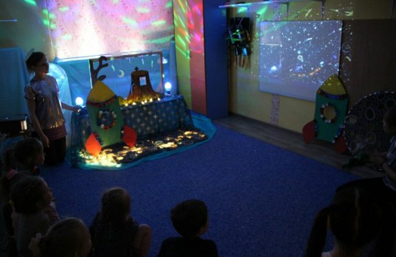 &Scy;&iecy;&mcy;&iecy;&jcy;&ncy;&ycy;&jcy; &scy;&pcy;&iecy;&kcy;&tcy;&acy;&kcy;&lcy;&softcy; &laquo;&Ncy;&acy;&vcy;&scy;&tcy;&rcy;&iecy;&chcy;&ucy; &zcy;&vcy;&iecy;&zcy;&dcy;&acy;&mcy;&raquo;