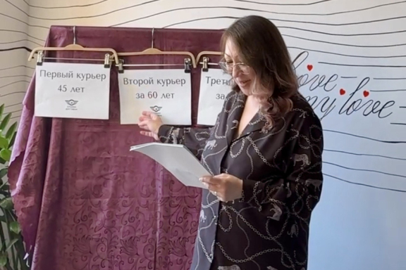 Сережа очень тупой