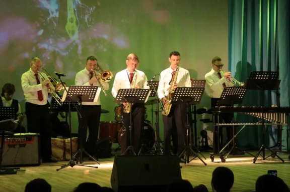 &Kcy;&ocy;&ncy;&tscy;&iecy;&rcy;&tcy; &laquo;&Dcy;&zhcy;&acy;&zcy;-&Acy;&rcy;&tcy;&raquo;