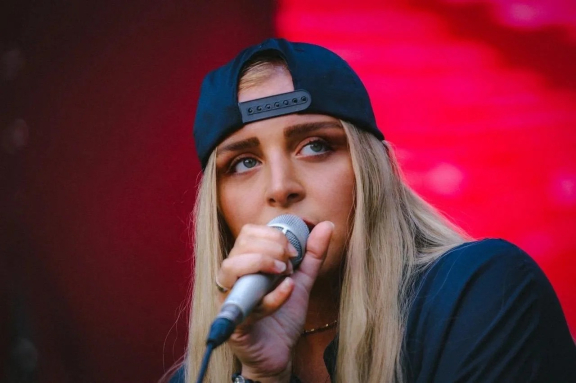 &Mcy;&iecy;&gcy;&icy; &Gcy;&ocy;&gcy;&icy;&tcy;&icy;&dcy;&zcy;&iecy;