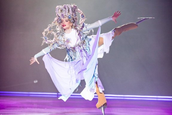 &Ncy;&ocy;&vcy;&ocy;&gcy;&ocy;&dcy;&ncy;&yacy;&yacy; &scy;&kcy;&acy;&zcy;&kcy;&acy; &ncy;&acy; &lcy;&softcy;&dcy;&ucy; &laquo;&Zcy;&ocy;&lcy;&ucy;&shcy;&kcy;&acy;&raquo; &vcy; &CHcy;&iecy;&lcy;&yacy;&bcy;&icy;&ncy;&scy;&kcy;&iecy;