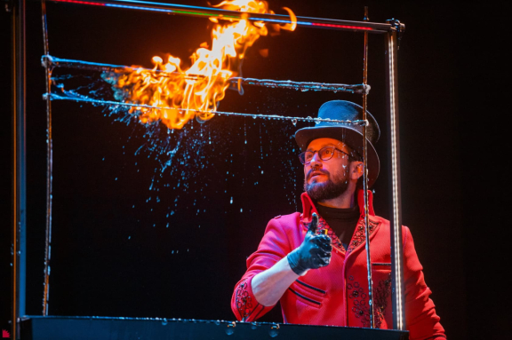 &Fcy;&iecy;&scy;&tcy;&icy;&vcy;&acy;&lcy;&softcy; &mcy;&ycy;&lcy;&softcy;&ncy;&ycy;&khcy; &pcy;&ucy;&zcy;&ycy;&rcy;&iecy;&jcy; "&SHcy;&ocy;&ucy; &pcy;&iecy;&rcy;&vcy;&ycy;&khcy;"