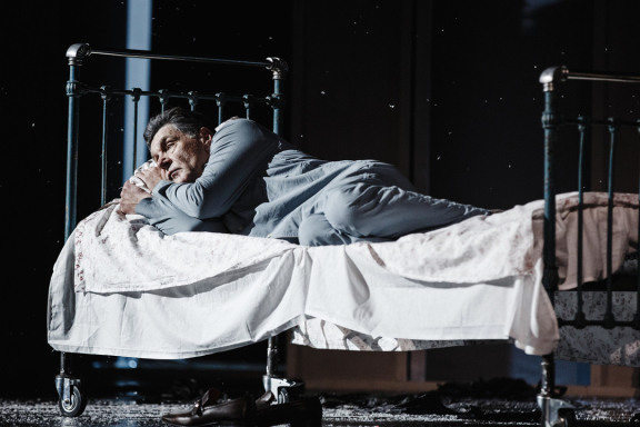 Папа (Сергей Маковецкий)