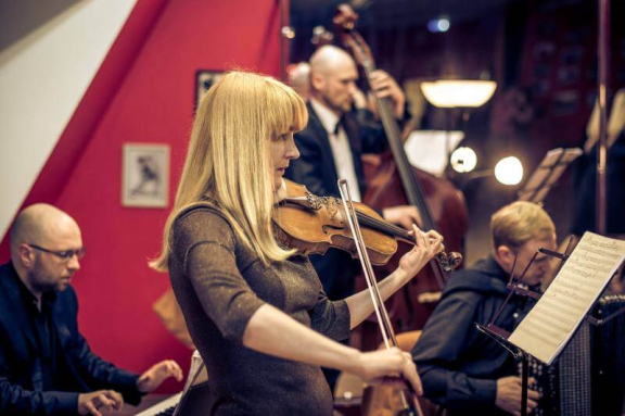 &laquo;&Tcy;&acy;&ncy;&gcy;&ocy; &vcy;&lcy;&yucy;&bcy;&lcy;&iecy;&ncy;&ncy;&ycy;&khcy; &scy;&iecy;&rcy;&dcy;&iecy;&tscy;&raquo;