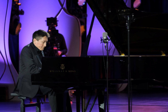 &Fcy;&rcy;&iecy;&dcy;&iecy;&rcy;&icy;&kcy; &Kcy;&iecy;&mcy;&pcy;&fcy; &lpar;&fcy;&ocy;&rcy;&tcy;&iecy;&pcy;&icy;&acy;&ncy;&ocy;&comma; &Vcy;&iecy;&lcy;&icy;&kcy;&ocy;&bcy;&rcy;&icy;&tcy;&acy;&ncy;&icy;&yacy;&rpar;