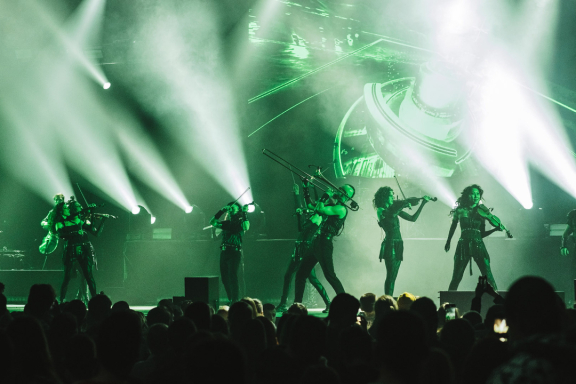 &SHcy;&ocy;&ucy; &laquo;&Scy;&icy;&mcy;&fcy;&ocy;&ncy;&icy;&chcy;&iecy;&scy;&kcy;&icy;&iecy; &Rcy;&Ocy;&Kcy;-&KHcy;&Icy;&Tcy;&Ycy;&raquo; &Lcy;&ucy;&chcy;&shcy;&iecy;&iecy; CONCORD ORCHESTRA