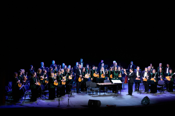 &Ocy;&rcy;&kcy;&iecy;&scy;&tcy;&rcy; &Mcy;&acy;&lcy;&acy;&khcy;&icy;&tcy;&comma; &Scy;&period; &Zcy;&ycy;&kcy;&ocy;&vcy; &laquo;&Zcy;&vcy;&iecy;&ncy;&icy;&comma; &zcy;&vcy;&iecy;&ncy;&icy;&comma; &zcy;&lcy;&acy;&tcy;&acy;&yacy; &Rcy;&ucy;&scy;&softcy;&excl;&raquo;