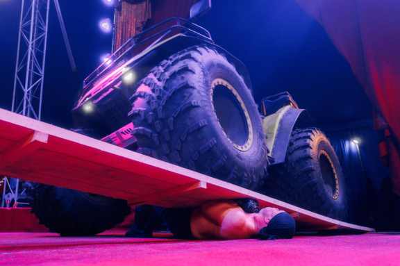 &TScy;&icy;&rcy;&kcy; "&Gcy;&rcy;&acy;&fcy; &Ocy;&rcy;&lcy;&ocy;&vcy;" &gcy;&period; &CHcy;&iecy;&lcy;&yacy;&bcy;&icy;&ncy;&scy;&kcy;