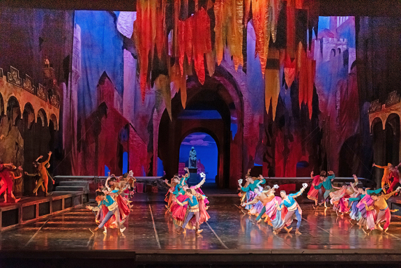 "&Rcy;&ocy;&mcy;&iecy;&ocy; &icy; &Dcy;&zhcy;&ucy;&lcy;&softcy;&iecy;&tcy;&tcy;&acy;" &gcy;&period; &Mcy;&icy;&ncy;&scy;&kcy;