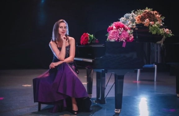 "&Ecy;&lcy;&iecy;&kcy;&tcy;&rcy;&ocy;&kcy;&lcy;&acy;&scy;&scy;&icy;&kcy;&acy;"