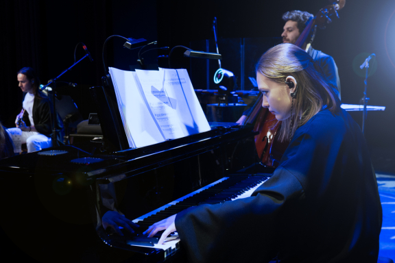 &Scy;&icy;&mcy;&fcy;&ocy;&ncy;&icy;&yacy; The Prodigy - &Ocy;&rcy;&kcy;&iecy;&scy;&tcy;&rcy; CAGMO - &Kcy;&ocy;&ncy;&tscy;&iecy;&rcy;&tcy; &vcy; &CHcy;&iecy;&lcy;&yacy;&bcy;&icy;&ncy;&scy;&kcy;&iecy;