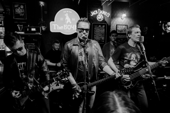 Братья LUMIERE : Любимые песни Цоя и Бутусова