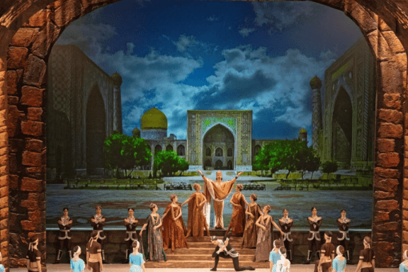 &Mcy;&ocy;&scy;&kcy;&ocy;&vcy;&scy;&kcy;&icy;&jcy; &tcy;&iecy;&acy;&tcy;&rcy; "&Rcy;&ucy;&scy;&scy;&kcy;&icy;&jcy; &bcy;&acy;&lcy;&iecy;&tcy;" &Bcy;&acy;&lcy;&iecy;&tcy; " &Scy;&iecy;&mcy;&softcy; &kcy;&rcy;&acy;&scy;&acy;&vcy;&icy;&tscy;"