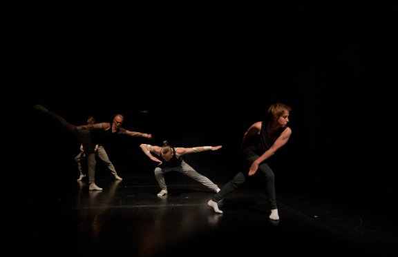 &Tcy;&iecy;&acy;&tcy;&rcy; &scy;&ocy;&vcy;&rcy;&iecy;&mcy;&iecy;&ncy;&ncy;&ocy;&gcy;&ocy; &tcy;&acy;&ncy;&tscy;&acy; &commat;pocr&num;ff&sol;TWO&pcy;&icy;&tscy;&tscy;&acy;