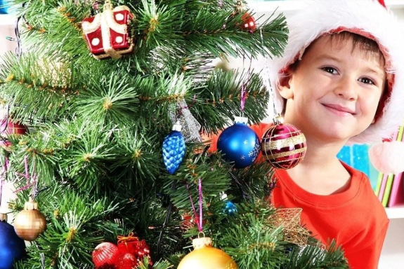 Детская новогодняя программа "Неоновая ёлка"