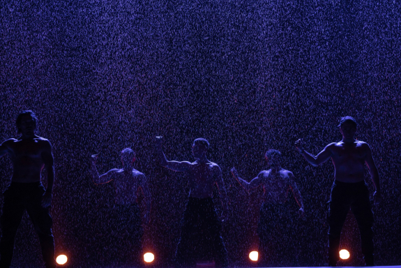 Шоу под дождём V. Признание в любви г. Челябинск