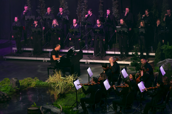 &Ocy;&rcy;&kcy;&iecy;&scy;&tcy;&rcy; CAGMO &mdash; &Scy;&icy;&mcy;&fcy;&ocy;&ncy;&icy;&yacy; &Kcy;&ocy;&rcy;&ocy;&lcy;&softcy; &icy; &SHcy;&ucy;&tcy; &mdash; &Dcy;&vcy;&ocy;&jcy;&ncy;&ocy;&jcy; &kcy;&ocy;&ncy;&tscy;&iecy;&rcy;&tcy;