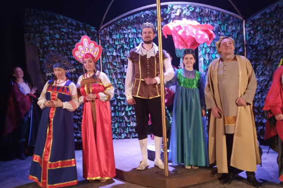 &Scy;&kcy;&acy;&zcy;&kcy;&acy; "&Acy;&lcy;&iecy;&ncy;&softcy;&kcy;&icy;&jcy; &tscy;&vcy;&iecy;&tcy;&ocy;&chcy;&iecy;&kcy;"