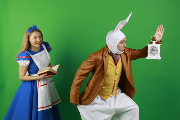 &Acy;&lcy;&icy;&scy;&acy; &vcy; &scy;&tcy;&rcy;&acy;&ncy;&iecy; &CHcy;&ucy;&dcy;&iecy;&scy;