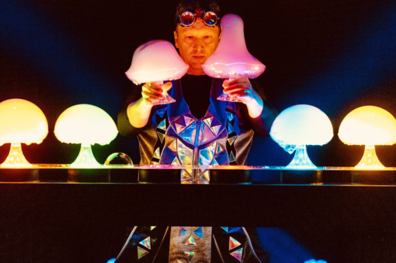 &Fcy;&iecy;&scy;&tcy;&icy;&vcy;&acy;&lcy;&softcy; &mcy;&ycy;&lcy;&softcy;&ncy;&ycy;&khcy; &pcy;&ucy;&zcy;&ycy;&rcy;&iecy;&jcy; "&SHcy;&ocy;&ucy; &pcy;&iecy;&rcy;&vcy;&ycy;&khcy;"