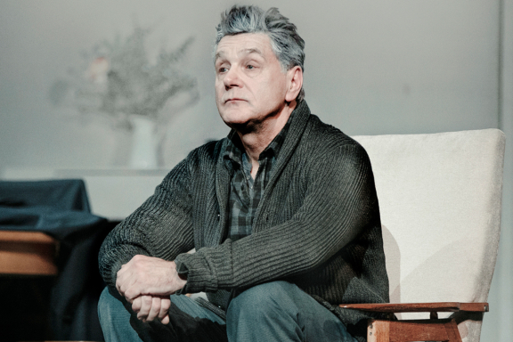 Папа (Сергей Маковецкий)