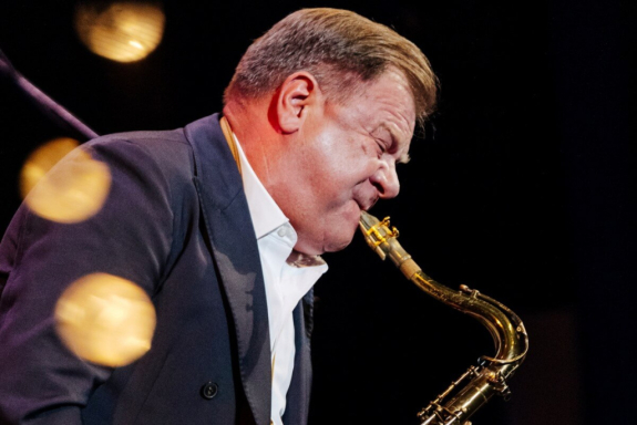 XI Фестиваль музыкального юмора с И.Бутманом