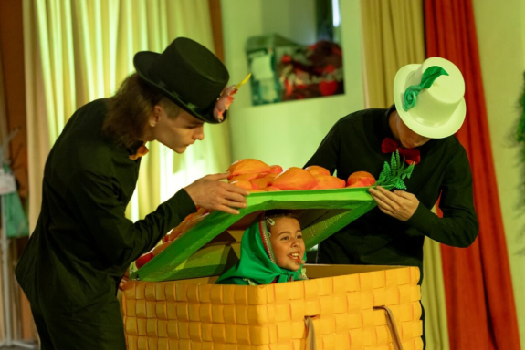 &Mcy;&acy;&shcy;&iecy;&ncy;&softcy;&kcy;&acy; &icy; &Mcy;&iecy;&dcy;&vcy;&iecy;&dcy;&softcy; &lpar;&Kcy;&rcy;&ocy;&shcy;&iecy;&chcy;&ncy;&ycy;&iecy; &scy;&kcy;&acy;&zcy;&kcy;&icy;&rpar;