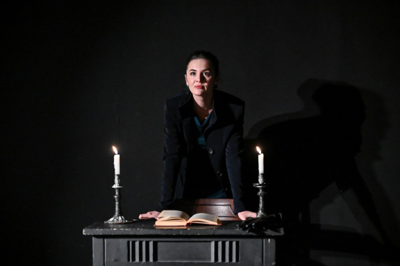 Жена-еврейка