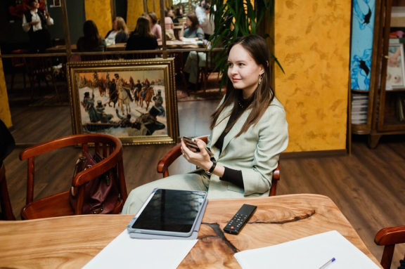 &Lcy;&iecy;&kcy;&tscy;&icy;&yacy; "&Rcy;&ocy;&dcy;&ocy;&scy;&lcy;&ocy;&vcy;&ncy;&acy;&yacy;&comma; &pcy;&ocy;&icy;&scy;&kcy; &pcy;&ocy; &acy;&rcy;&khcy;&icy;&vcy;&acy;&mcy;&colon; &ocy;&ncy;&lcy;&acy;&jcy;&ncy; &icy; &ocy;&fcy;&lcy;&acy;&jcy;&ncy;"