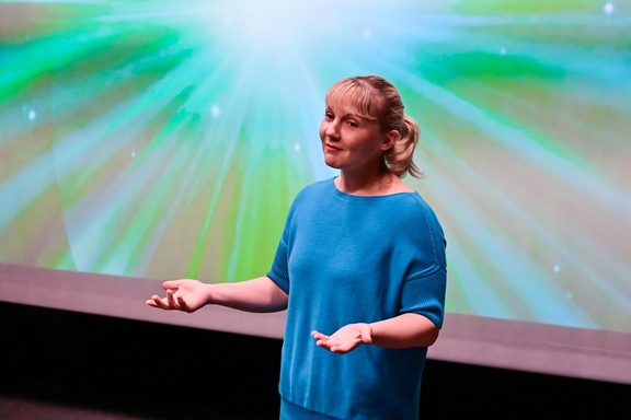 &Mcy;&acy;&scy;&tcy;&iecy;&rcy;-&kcy;&lcy;&acy;&scy;&scy; &laquo;&Zcy;&vcy;&ucy;&kcy;&icy; &icy; &mcy;&ucy;&zcy;&ycy;&kcy;&acy; &vcy; &Tcy;&iecy;&acy;&tcy;&rcy;&iecy; &kcy;&ucy;&kcy;&ocy;&lcy;&raquo;