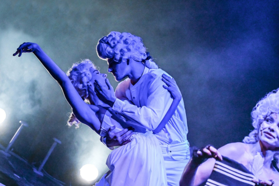 "&Scy;&icy;&ncy;&iecy;&iecy; &chcy;&ucy;&dcy;&ocy;&vcy;&icy;&shchcy;&iecy;" &Scy;&ocy;&yucy;&zcy; &khcy;&ucy;&dcy;&ocy;&zhcy;&ncy;&icy;&kcy;&ocy;&vcy; &ucy;&lcy;&period; &TScy;&vcy;&icy;&lcy;&lcy;&icy;&ncy;&gcy;&acy;&comma; &dcy;&period; 34