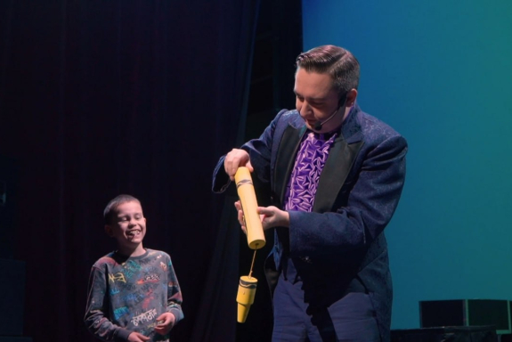 &Icy;&ncy;&tcy;&iecy;&rcy;&acy;&kcy;&tcy;&icy;&vcy;&ncy;&ocy;&iecy; &icy;&lcy;&lcy;&yucy;&zcy;&icy;&ocy;&ncy;&ncy;&ocy;&iecy; &shcy;&ocy;&ucy; "&Acy;&bcy;&rcy;&acy;&kcy;&acy;&dcy;&acy;&bcy;&rcy;&acy;"